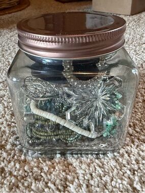 LOT BULK Costume Fashion Gold & Silver Tone Earrings Necklaces Bracelets